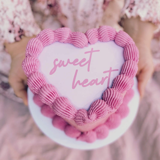 Sweet Heart Cake Kit