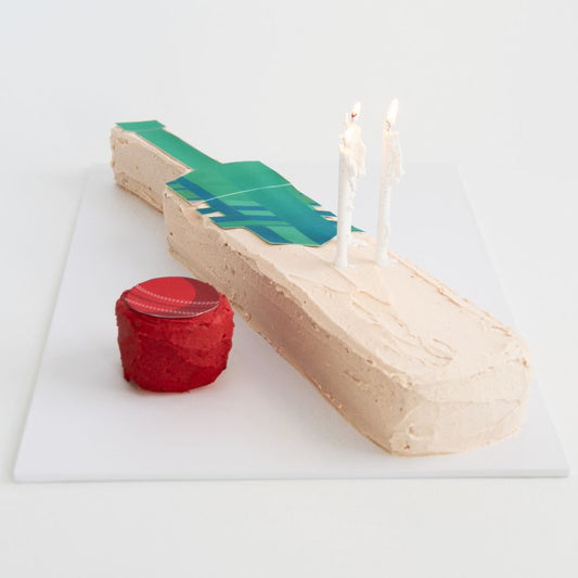 Cricket Bat Cake Kit
