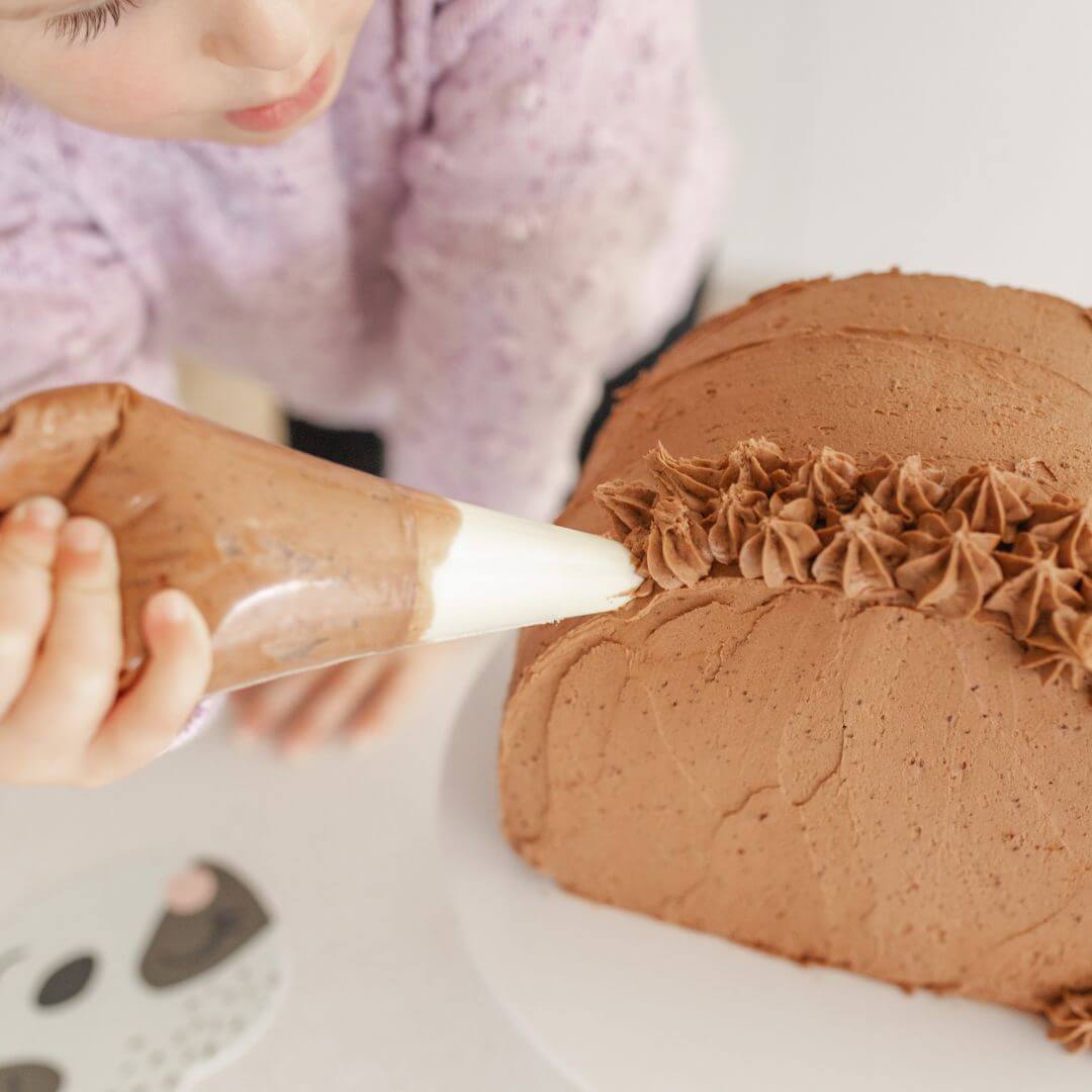 Floral Sloth Cake Kit