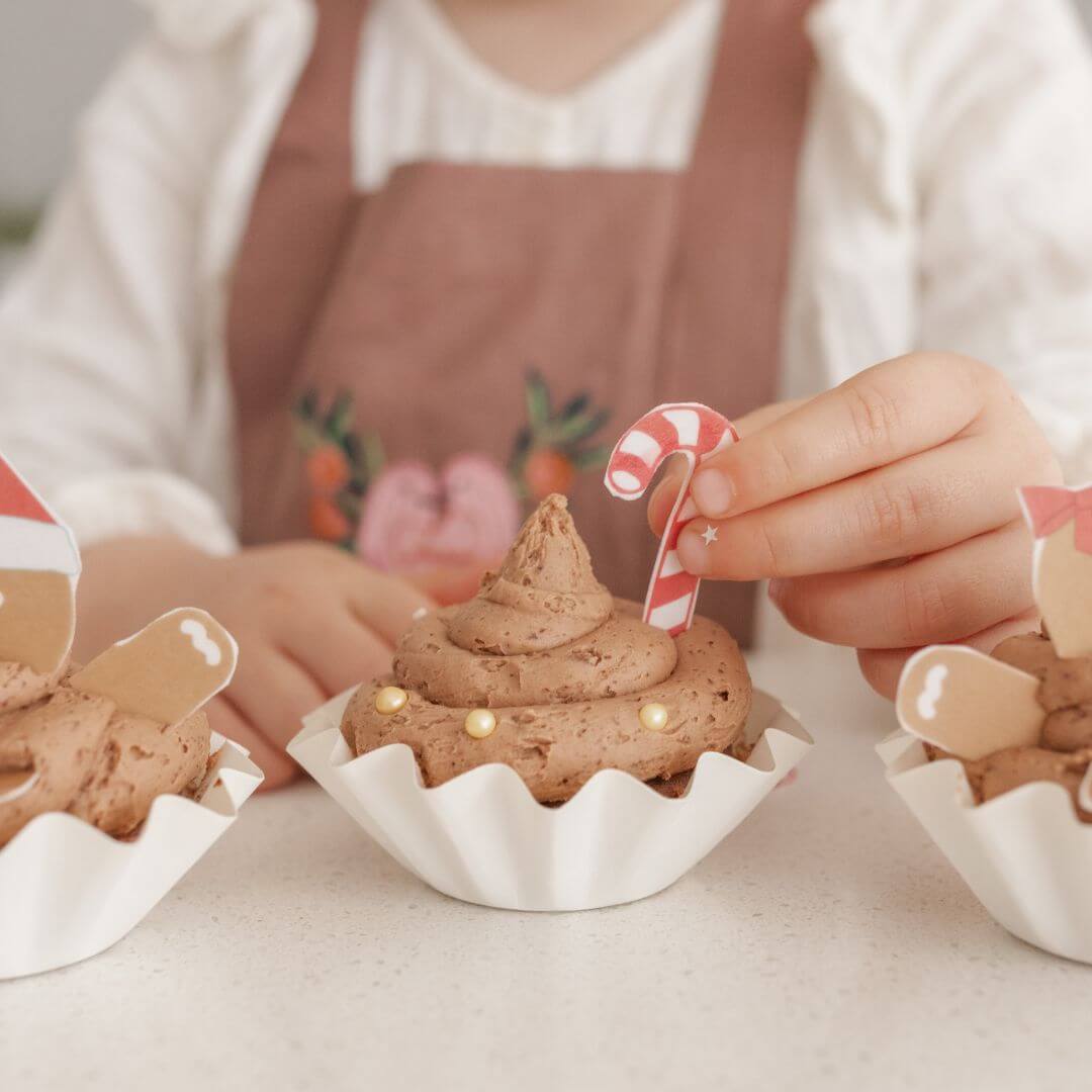 Gingerbread Friend's Cupcake Kit