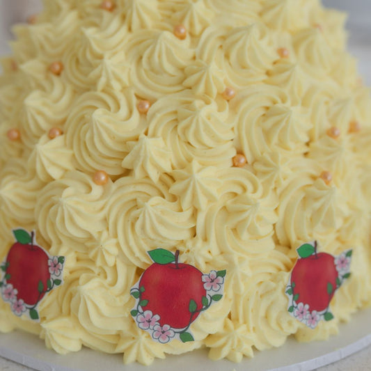 Snow White Dolly Varden Cake