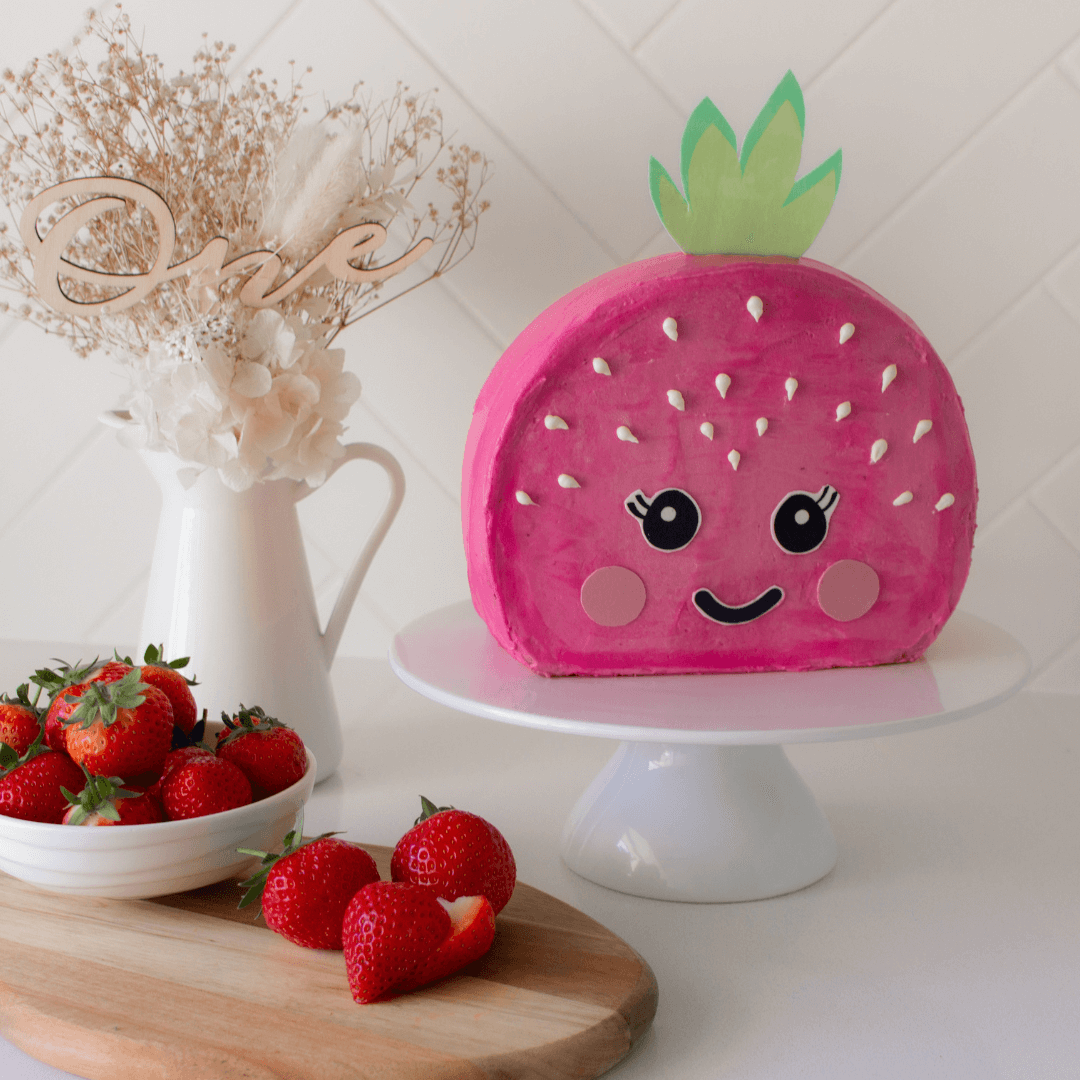 Strawberry Cake Kit