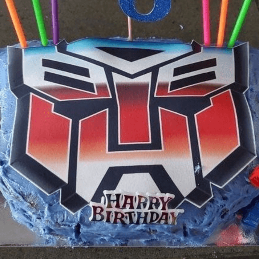 Optimus Prime Cake Kit