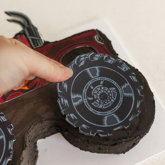 Action Truck Cake Kit