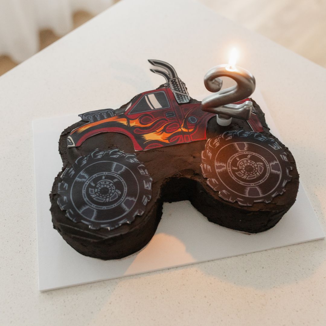 Action Truck Cake Kit
