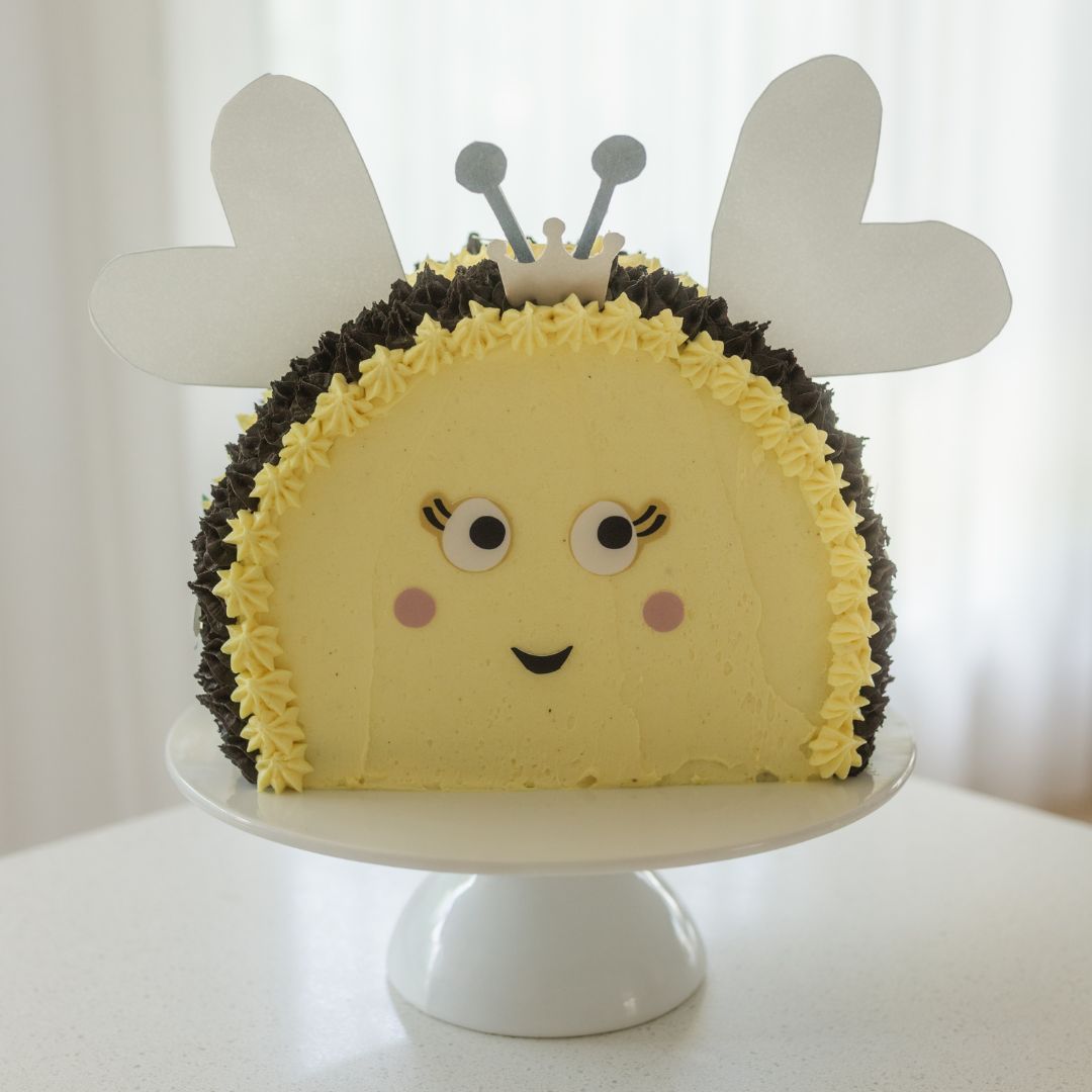 Bee Cake Kit