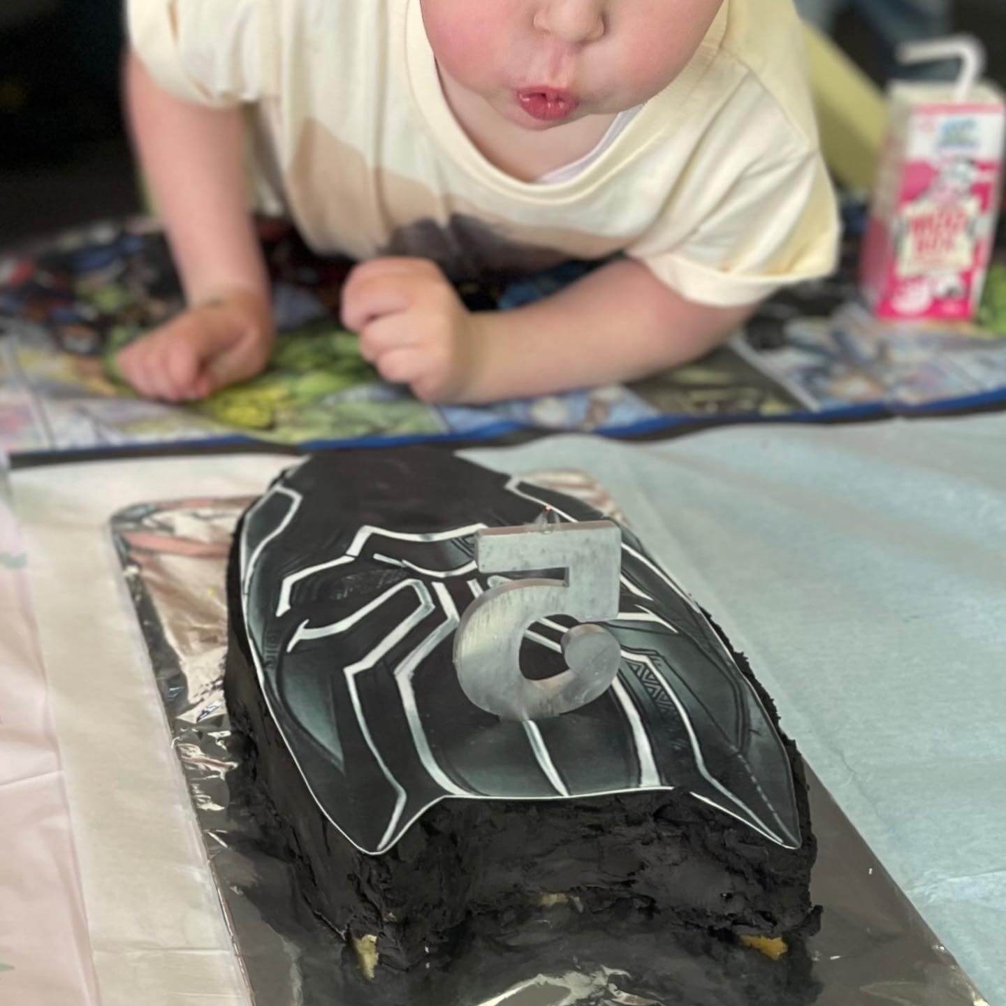 Black Panther Cake Kit