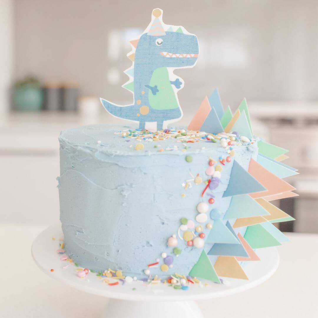 Dinosaur-Themed Birthday Cake: Roar into a Jurassic Adventure | WatmOven