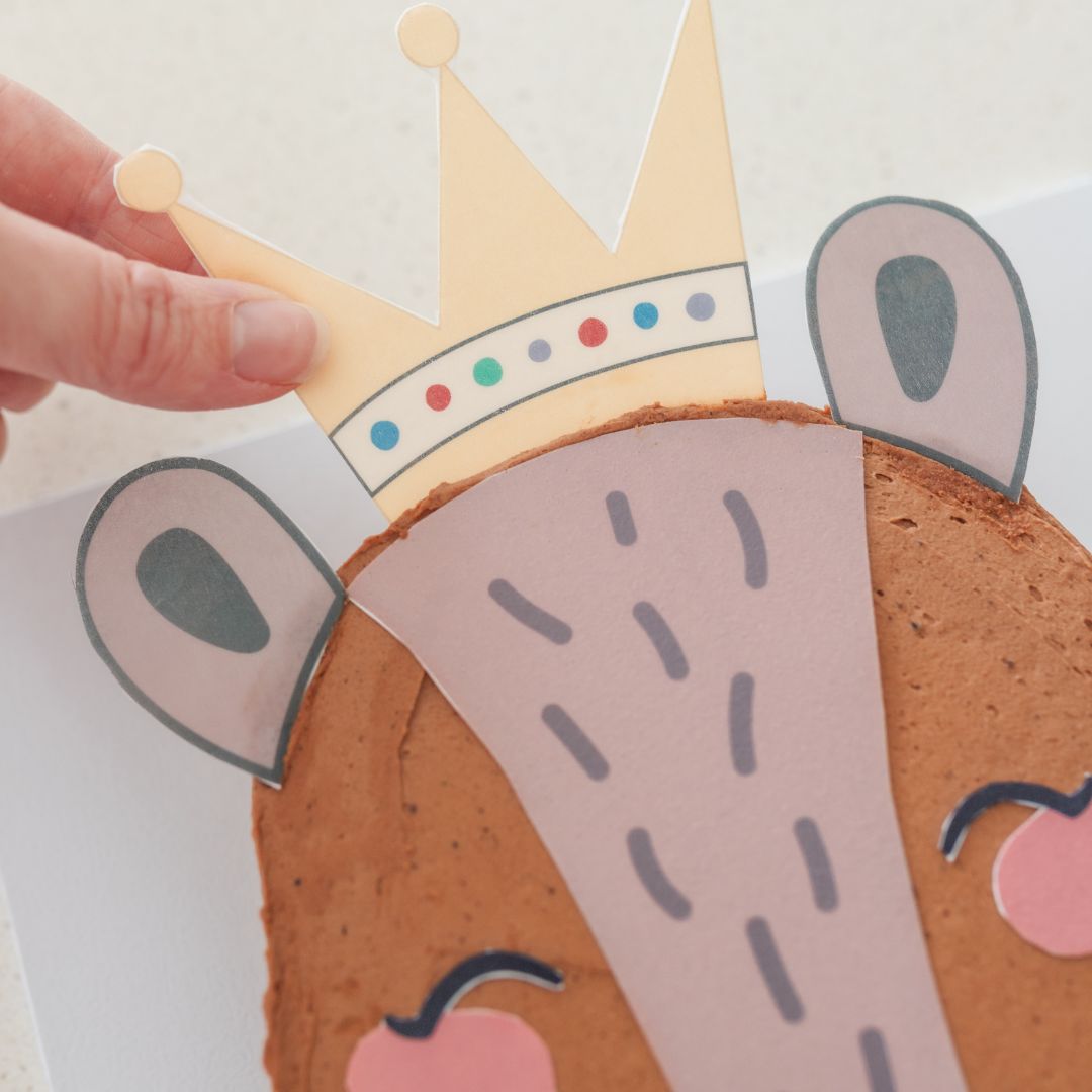 Capybara Cake Kit
