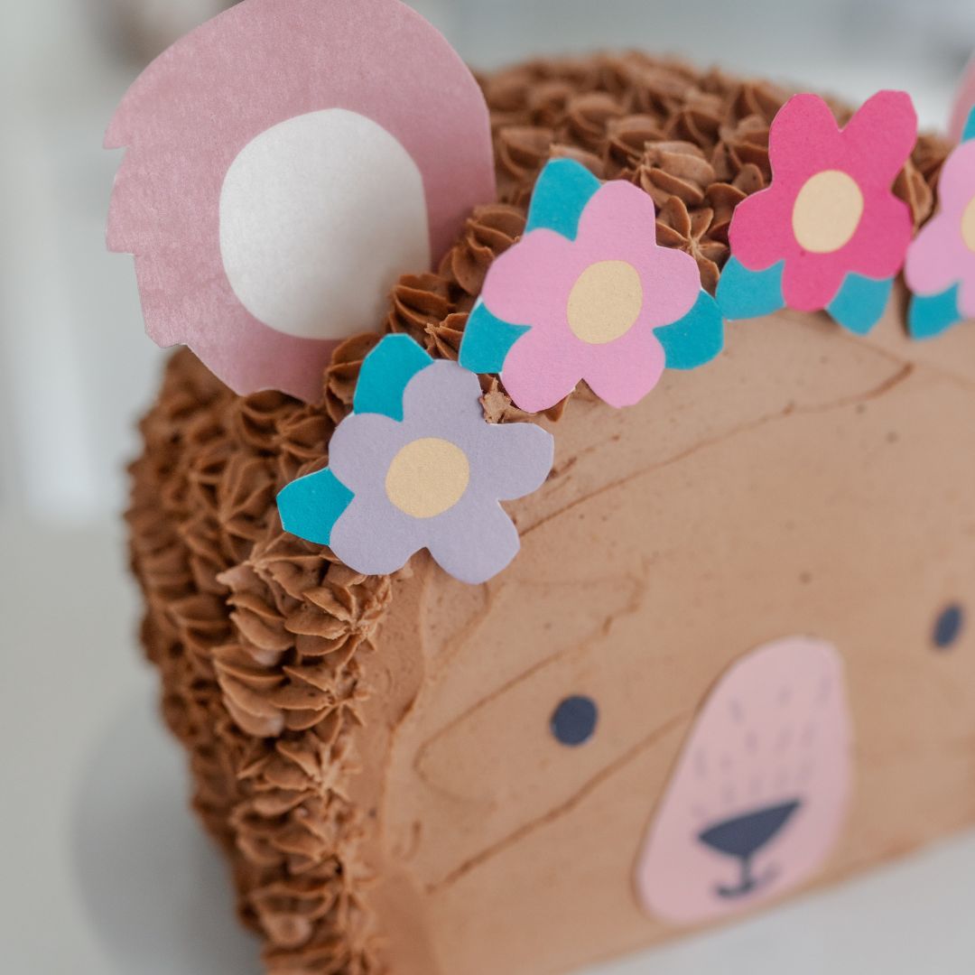 Floral Bear Cake Kit