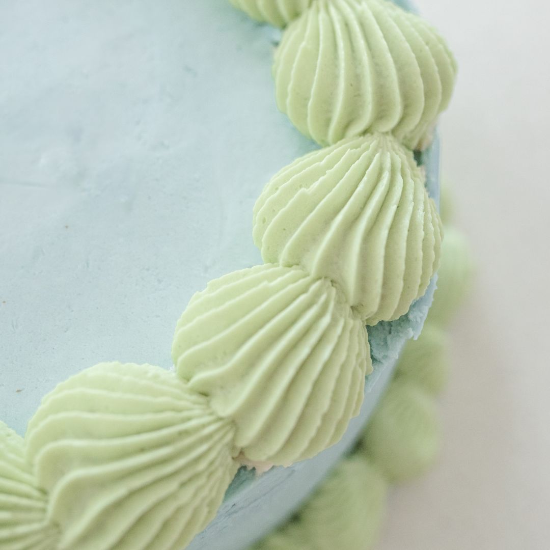 Green on Blue Vintage Cake Kit