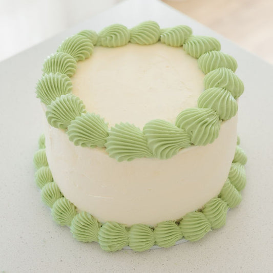 Green on White Vintage Cake Kit