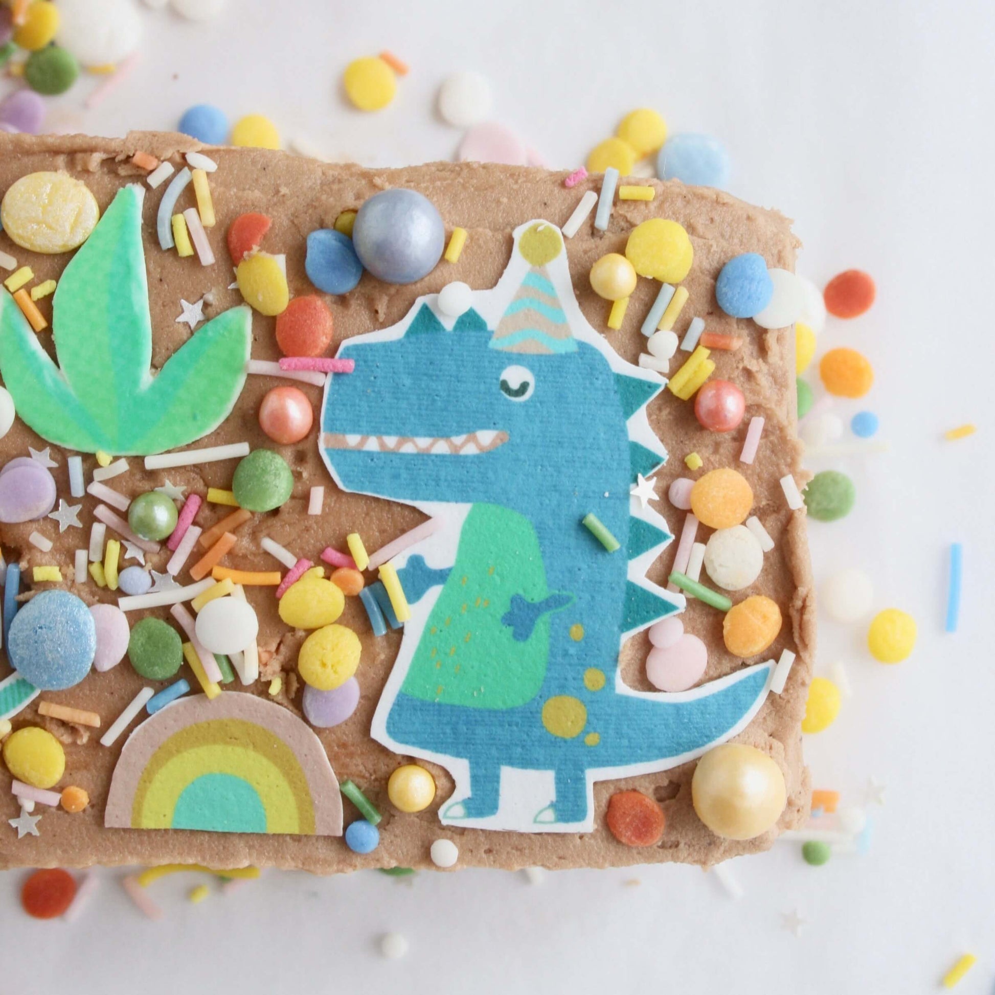 Dinosaur Cake Kit