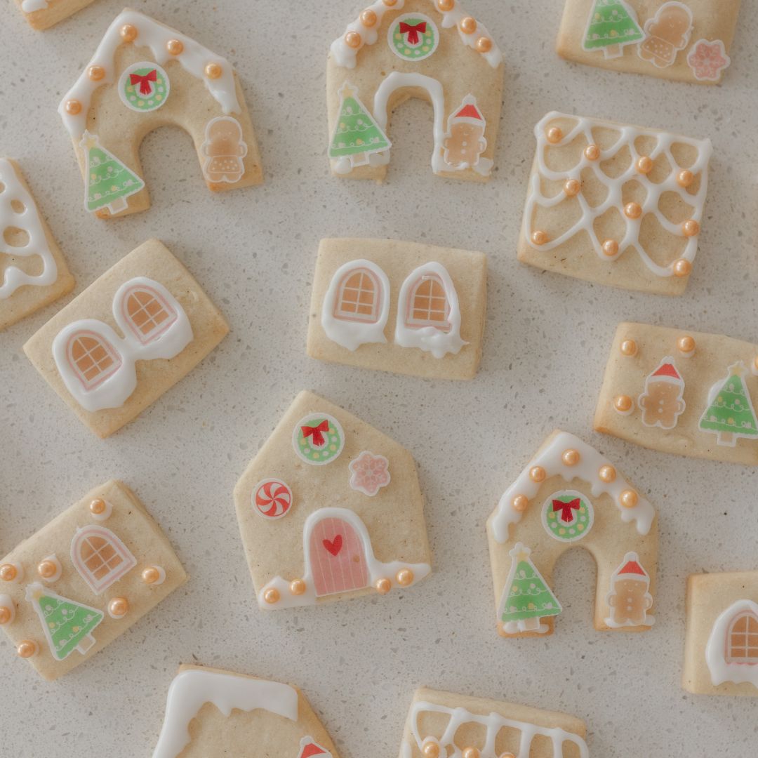 Mini Gingerbread Houses Cookie Kit