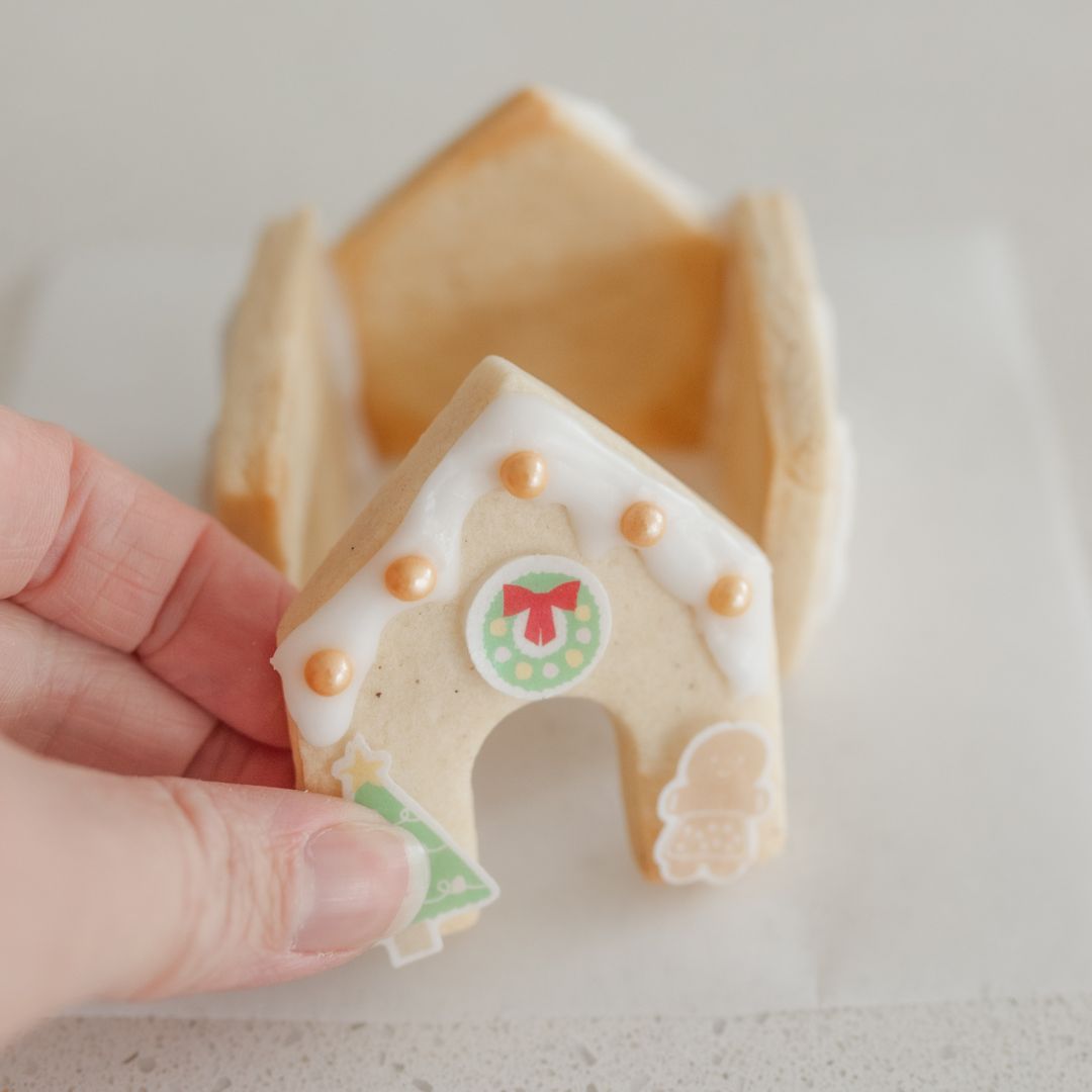 Mini Gingerbread Houses Cookie Kit