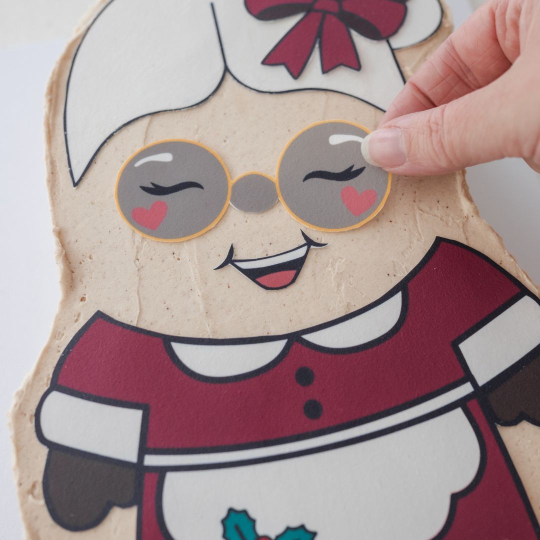 Mrs. Claus Cake Kit