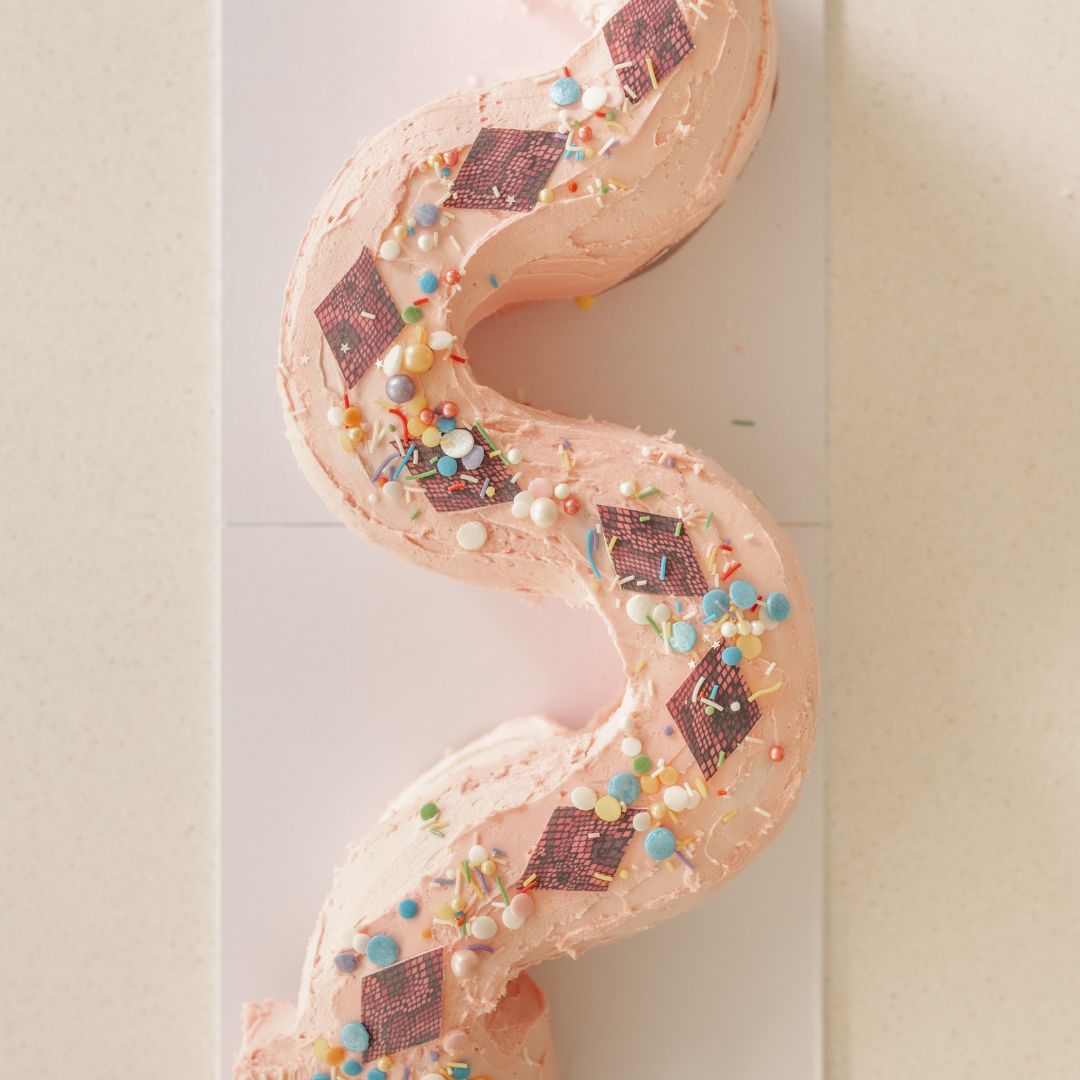 Pink Snake Cake Kit