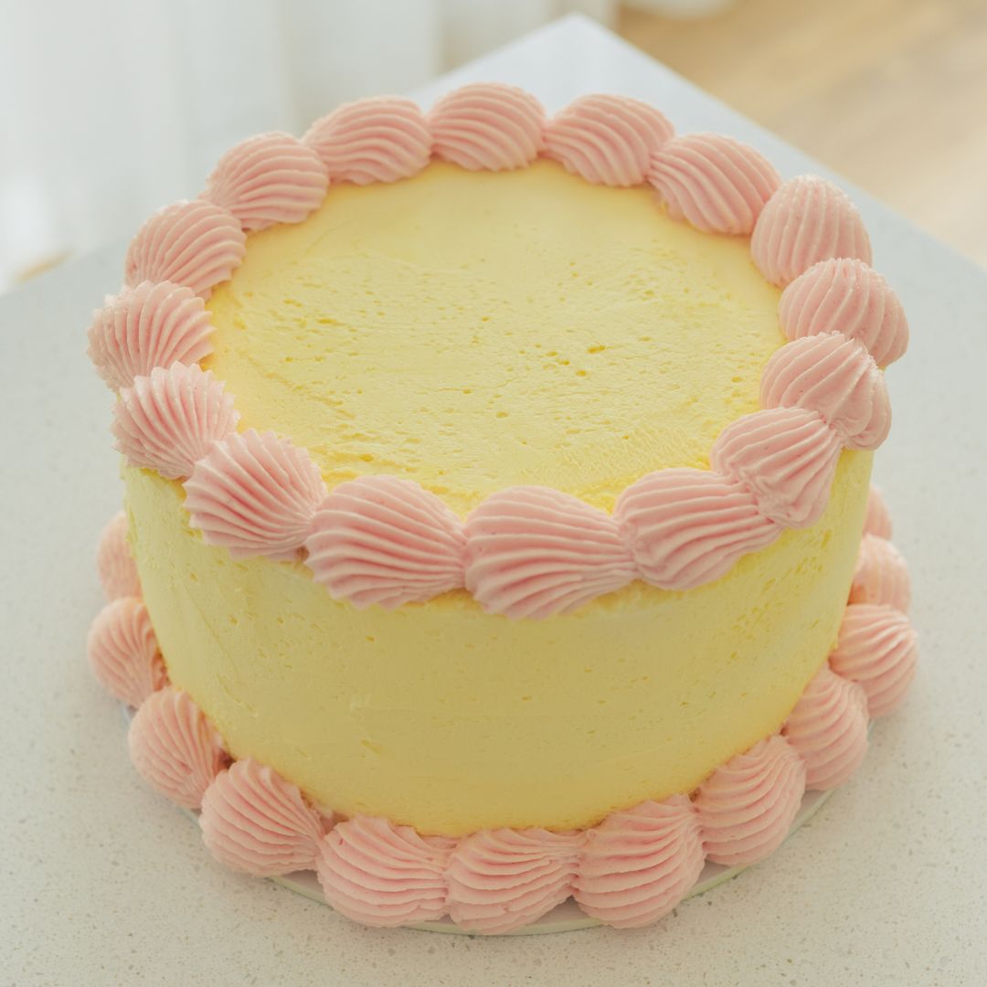 Pink on Yellow Vintage Cake Kit