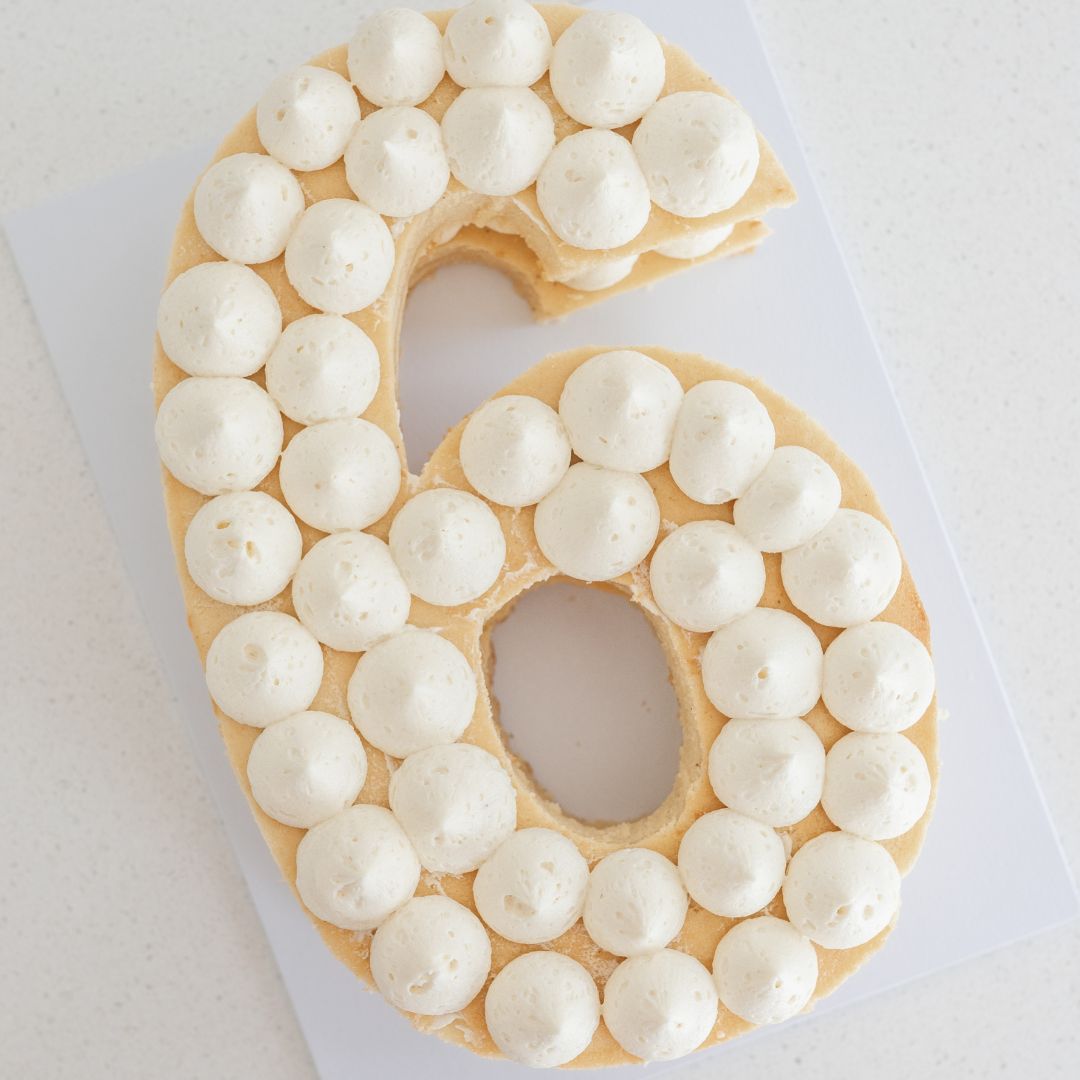 Piped Number Cake Kit
