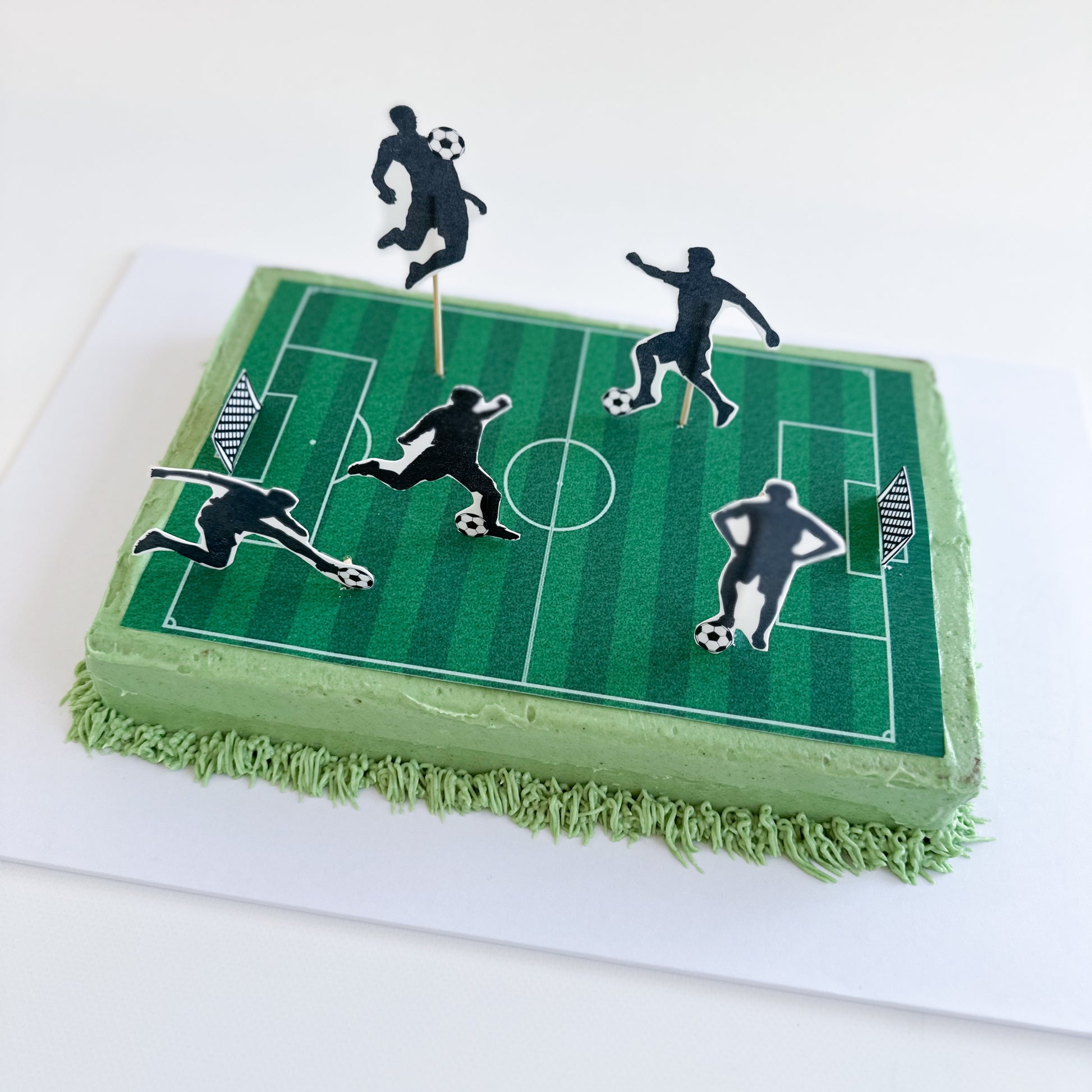 Soccer Pitch Cake Kit