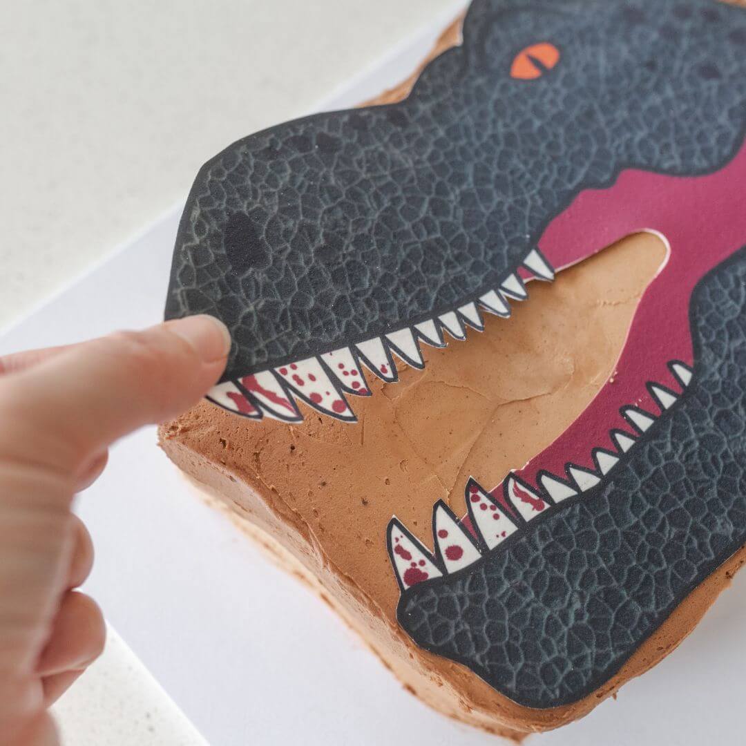 T-Rex Cake Kit