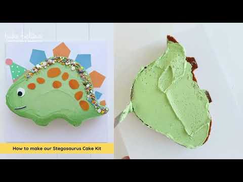 How to make our Stegosaurus Cake Kit
